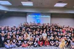 2950539175226066892_49031944064_8