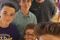 3206428947725804556_49031944064_1