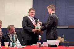 3419376503354578327_49031944064_10