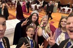 3420104188213220231_49031944064_6