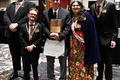 3566561893353285830_49031944064_4